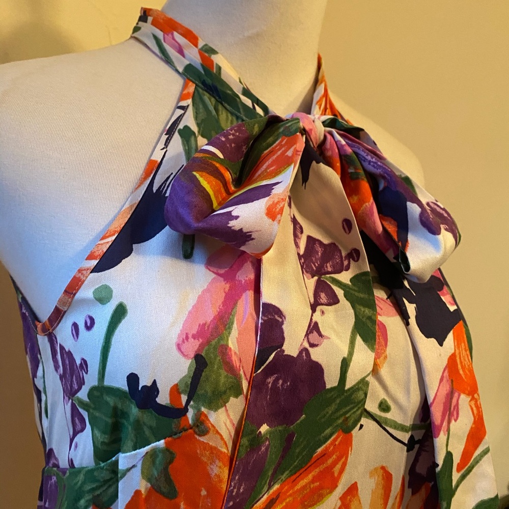 100% silk blouse with 🎀